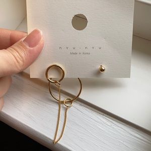 2 for 25$ made in Korea earrings